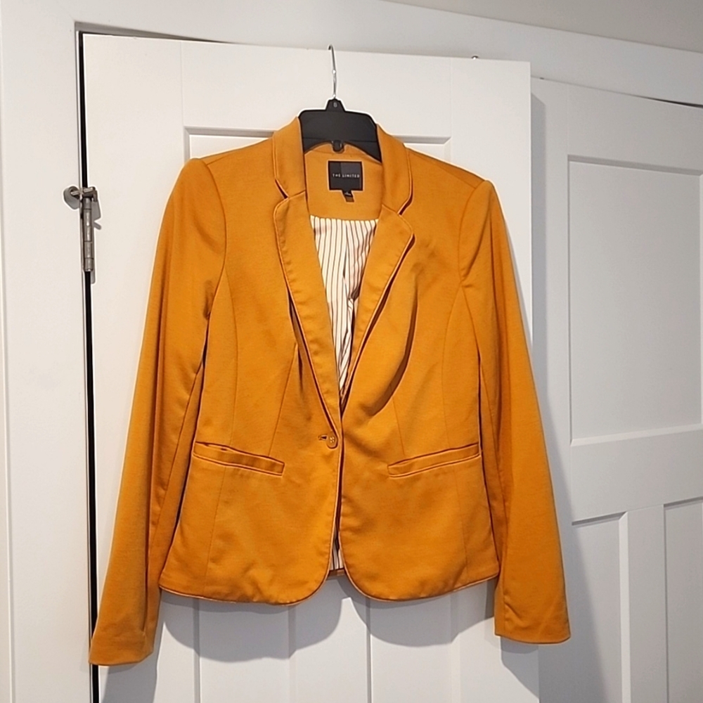 Limited size small gold suit jacket
